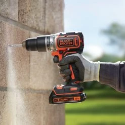 Black & Decker Perceuse Visseuse Sans Fil BL188N-XJ Perceuse à Percussion Sans Fil 18 Volts Hors Batteries Et Chargeur -Outils sans fil Sales bl188n xj perceuse a percussion sans fil 18 volts hors batteries et chargeur 2