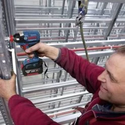 Bosch Bleu Visseuse à Choc Sans Fil GDX 18V-200 Tournevis Sans Fil 18V Sans Piles Ni Chargeur En L-Boxx 06019J2205