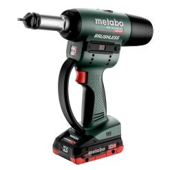 Metabo Riveteuse NMP 18 LTX BL M10 Pince à Rivets Aveugles 18V 4.0Ah LiHD En Métabox 601788800